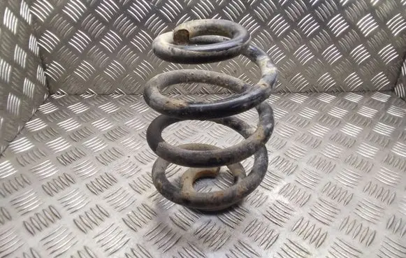 Volkswagen Transporter - Caravelle T4 Rear coil spring