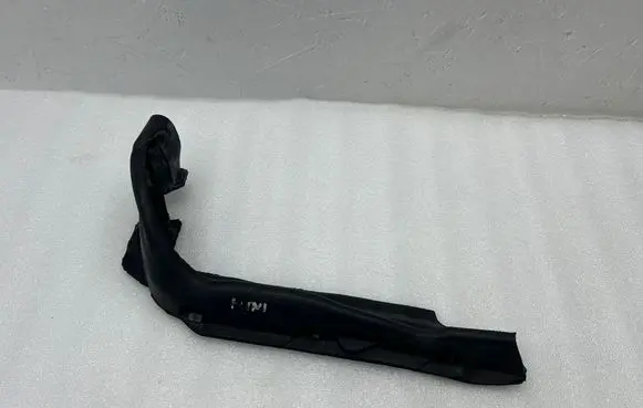 Mini One - Cooper F56 F55 Engine compartment rubber 7300563
