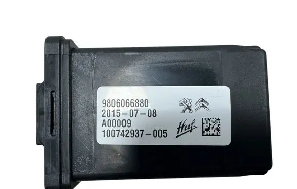 Citroen C4 II Picasso Other control units/modules 9806066880 20150708 100742937005