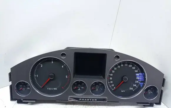 Volkswagen Phaeton Speedometer (instrument cluster) 3D0920882N