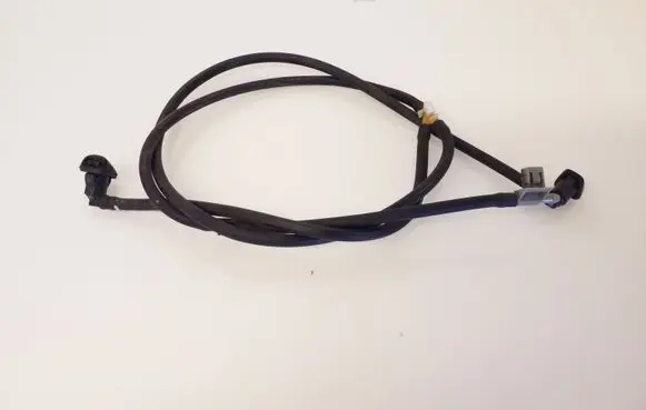 Mazda 5 Windshield washer spray nozzle 