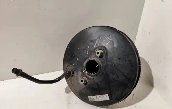 Audi A6 S6 C5 4B Brake booster 4B0612105