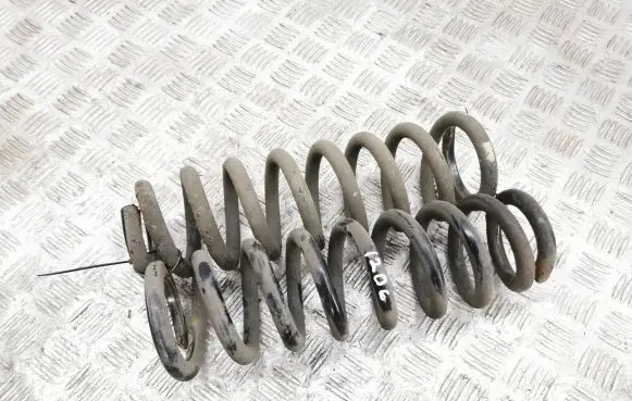Lexus IS III XE30 Rear coil spring