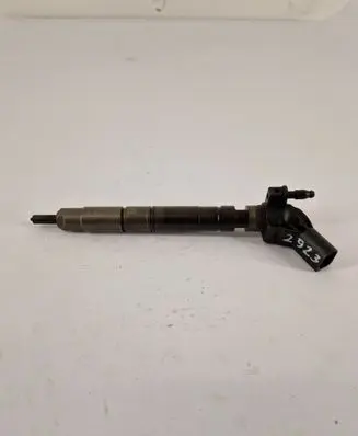 Audi A8 S8 D3 4E Fuel injector 0445115086