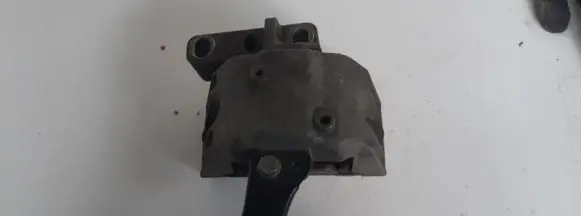 Volkswagen Golf IV Engine mount bracket 1J0199262BF