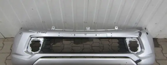 Mitsubishi L200 Front bumper 6400F763