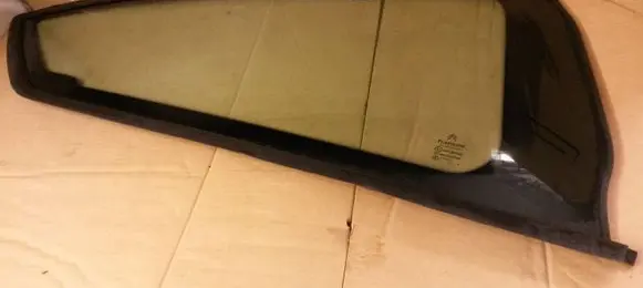 Citroen C4 I Rear side window