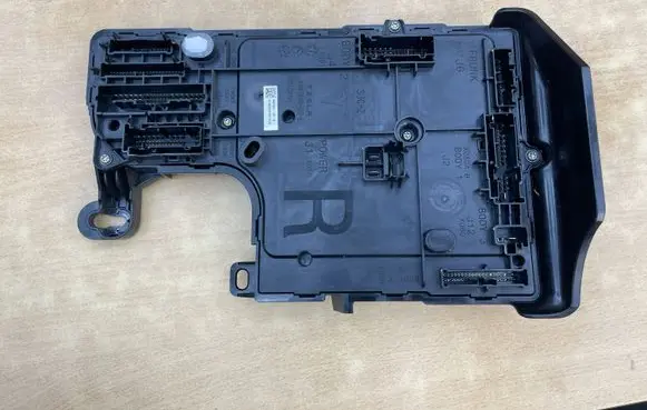 Tesla Model 3 Central body control module 156745400B