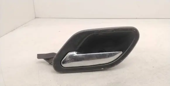 BMW 5 E39 Front door interior handle 8226049