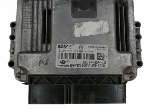 Hyundai i30 Engine control unit/module 0281017213 391142A412