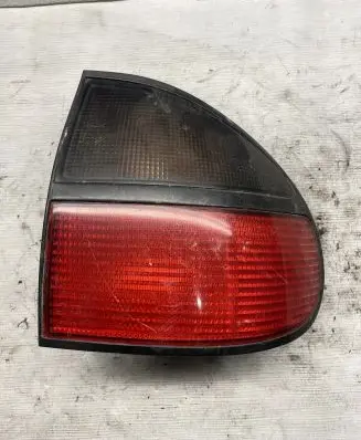 Renault Laguna II Rear/tail lights 7700820051