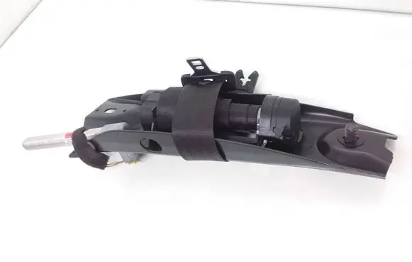 Volvo V70 Front seatbelt 39860303