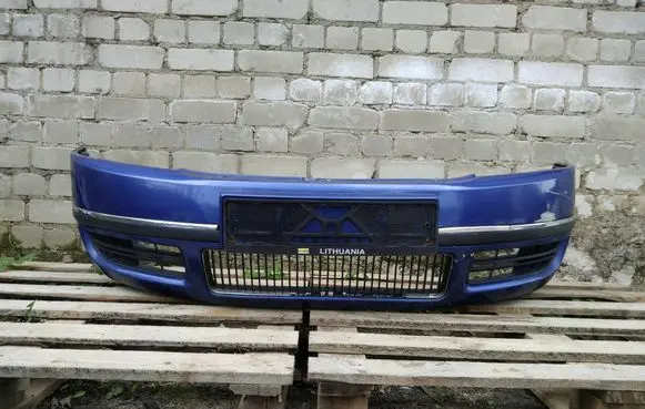 Skoda Superb B5 (3U) Front bumper 10112103119 3U0807221