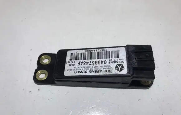 Chrysler Voyager Airbag deployment crash/impact sensor 04686748af 5wy70120