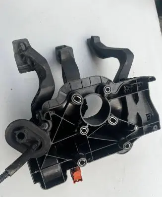 Fiat Tipo Pedal assembly 