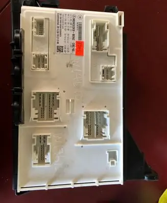 Mercedes-Benz A W176 Airbag control unit/module A2469009313 A1179012200 A2469025502