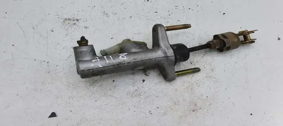 Toyota Avensis T220 Clutch master cylinder NOCODE