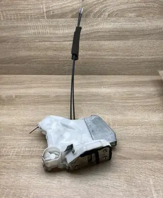 Front door lock