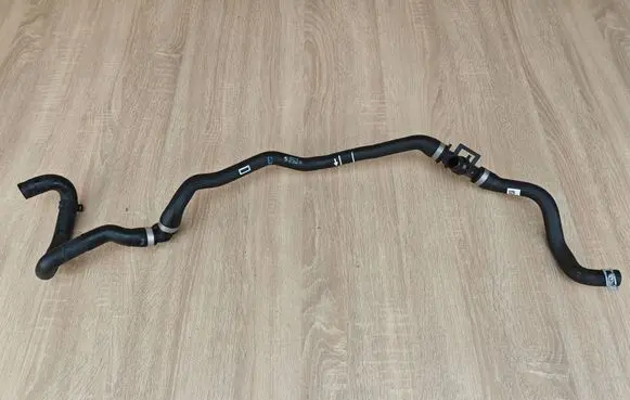 BMW 4 G22 G23 G24 G26 Coolant pipe/hose 9398971