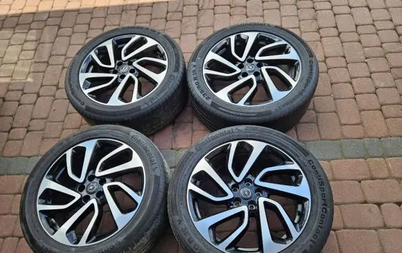 R19 alloy rim
