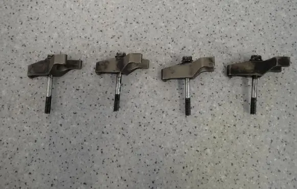 Toyota Avensis T250 Fuel injector 