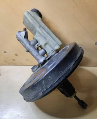 Renault Scenic II - Grand scenic II Brake booster 8200157453