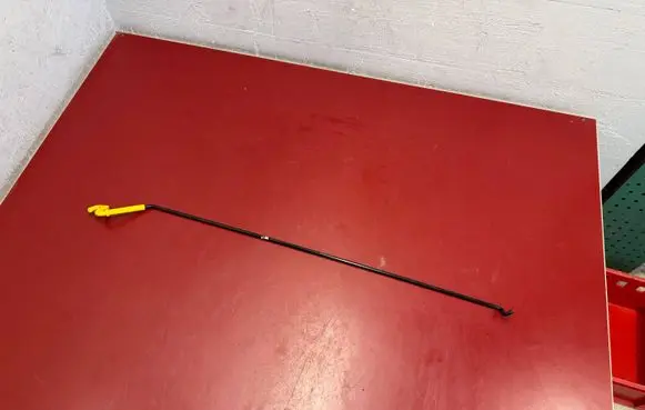 Volkswagen PASSAT B8 USA Engine bonnet/hood prop rod/strut 561823363C