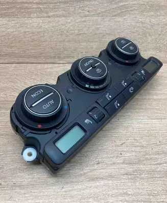 Volkswagen PASSAT B6 Climate control unit 74677533V