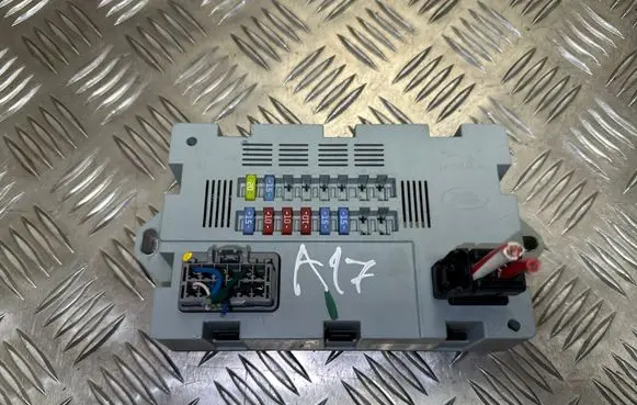 Jaguar XE Fuse module CPLA14Q073AA