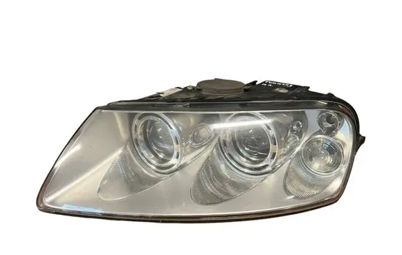 Volkswagen Touareg I Headlight/headlamp