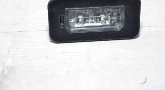 Alfa Romeo Giulia Number plate light 674419050