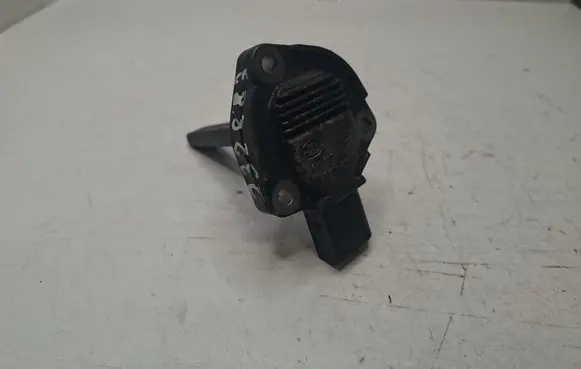 BMW X3 E83 Oil level sensor 7508003 6PR00786802