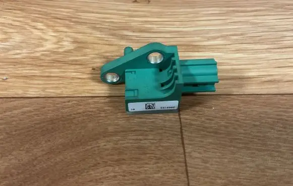 Volkswagen PASSAT B6 Airbag deployment crash/impact sensor 3C0909606