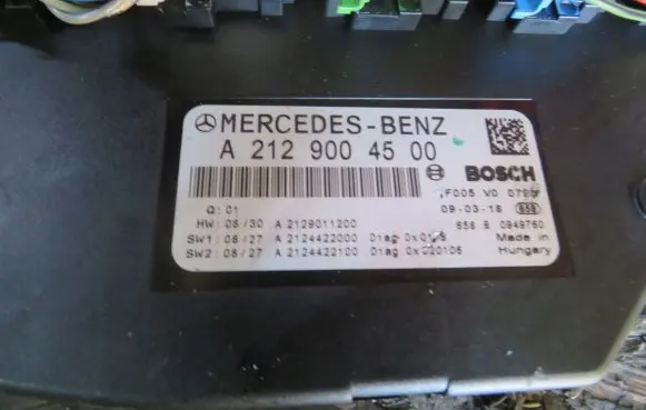 Mercedes-Benz E W212 SAM control unit 2129004500