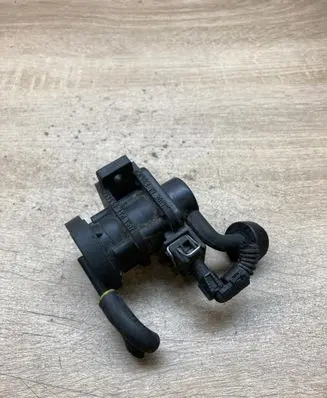 Opel Astra J Turbo solenoid valve 09158200
