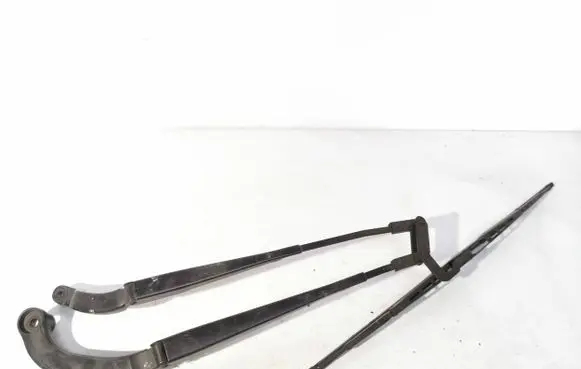 Dacia Spring Front wiper blade arm 288817731R