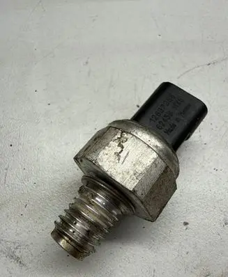 Renault Captur Oil pressure sensor 12637356