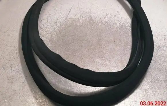 Mercedes-Benz S W221 Rubber seal rear door 