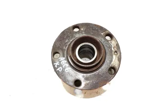 Audi A6 S6 C6 4F Front wheel hub