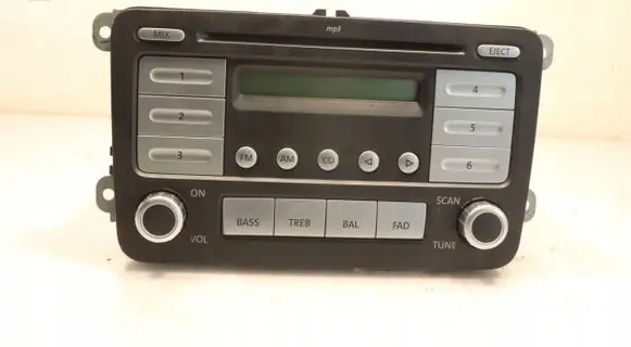 Volkswagen PASSAT B6 Radio/GPS head unit trim 