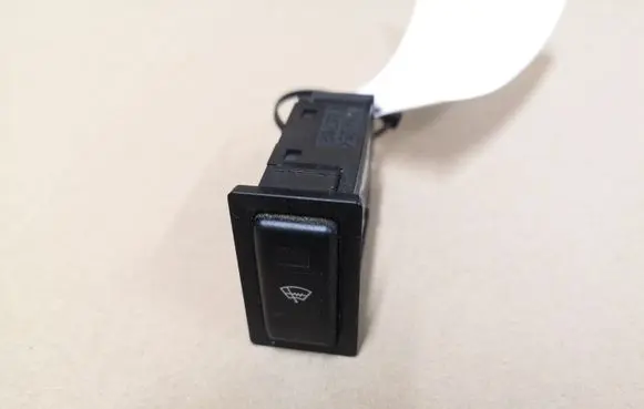 Toyota Avensis T250 Windscreen/window heater switch 156762