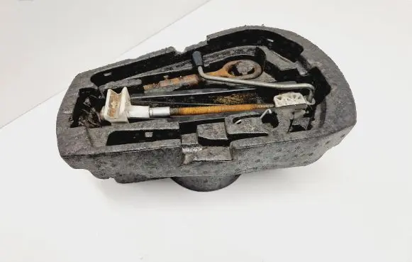 Skoda Octavia Mk3 (5E) Tool box 6Q0012115H