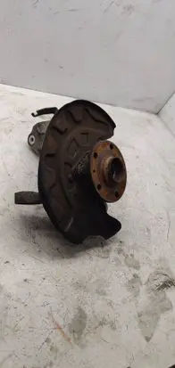 Volkswagen PASSAT B8 Front wheel hub 5Q0401258A