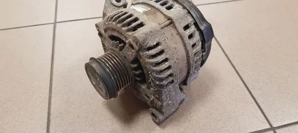 Chrysler Town & Country V Generator/alternator TN4210000770