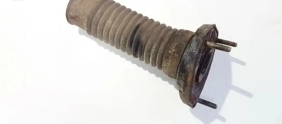Toyota Avensis T220 Coil spring mount 