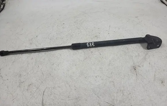 Seat Leon (1P) Tailgate strut 