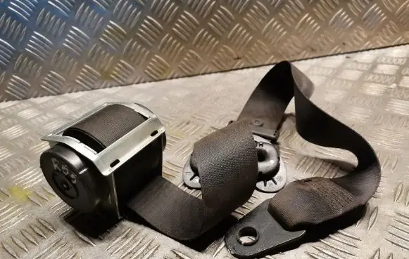 Mini One - Cooper Clubman R55 Front seatbelt 2751225
