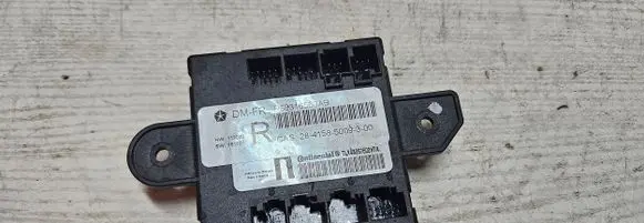 Chrysler Pacifica Door control unit/module 68316560AB