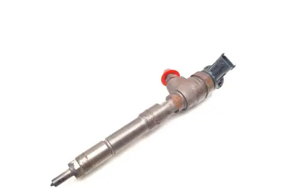 Nissan NV200 Fuel injector 8201108033 0445110485