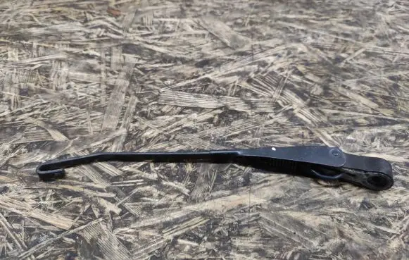 Honda Odyssey Rear wiper blade arm